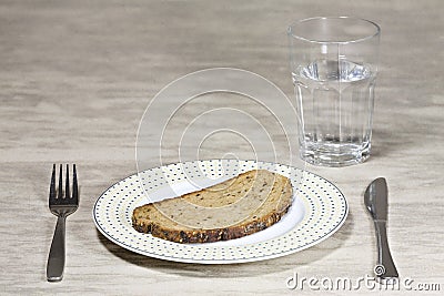 water-bread-16385037.jpg