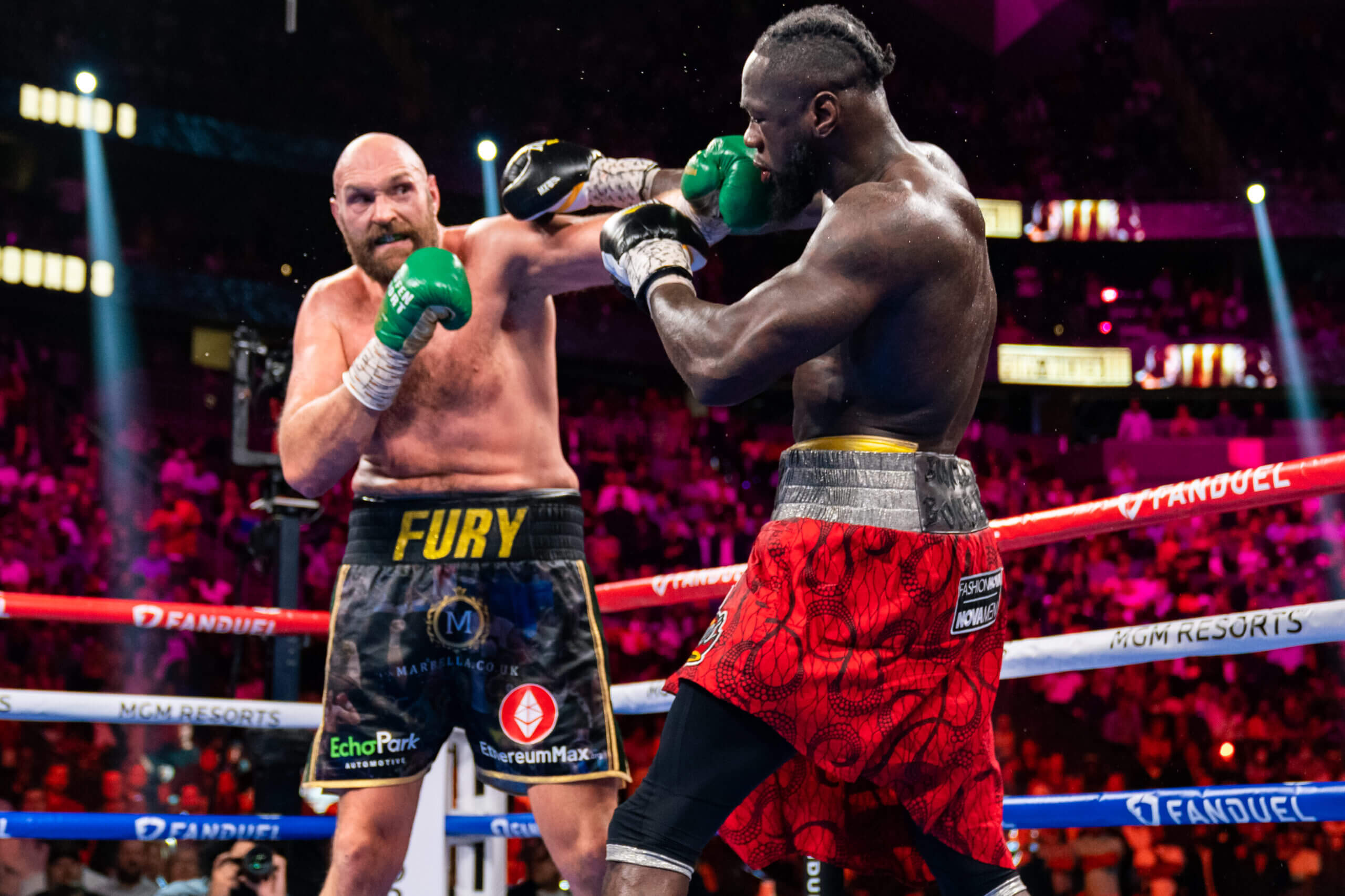 Tyson-Fury-vs-Deontay-Wilder-10.09.21_10_09_2021_Fight_Ryan-Hafey-_-Premier-Boxing-Champions-2-scaled.jpg